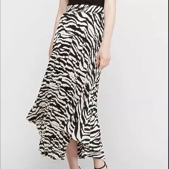 New EXPRESS TIGER STRIPE PLEATED MAXI MIDI SKIRT XS - Picture 3 of 7
